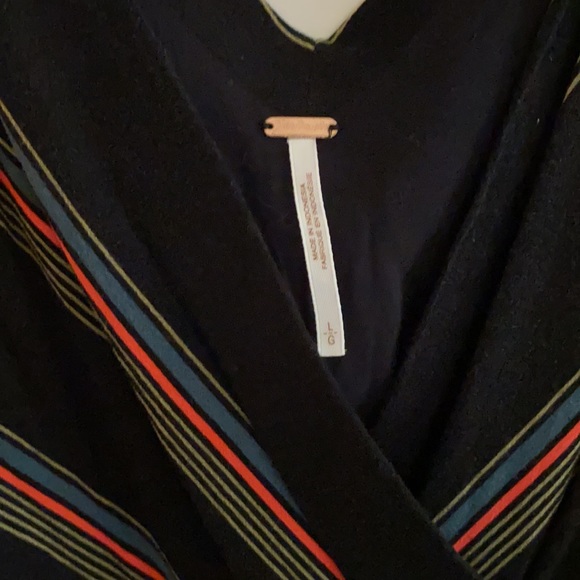 Top - Picture 3 of 4